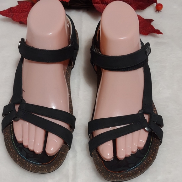 Teva Shoes - Teva sandal shoes for women size 8